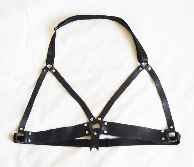 leather bra, cupless bra, sexy lingerie, fetishgear, bondage, bdsm, leather harness